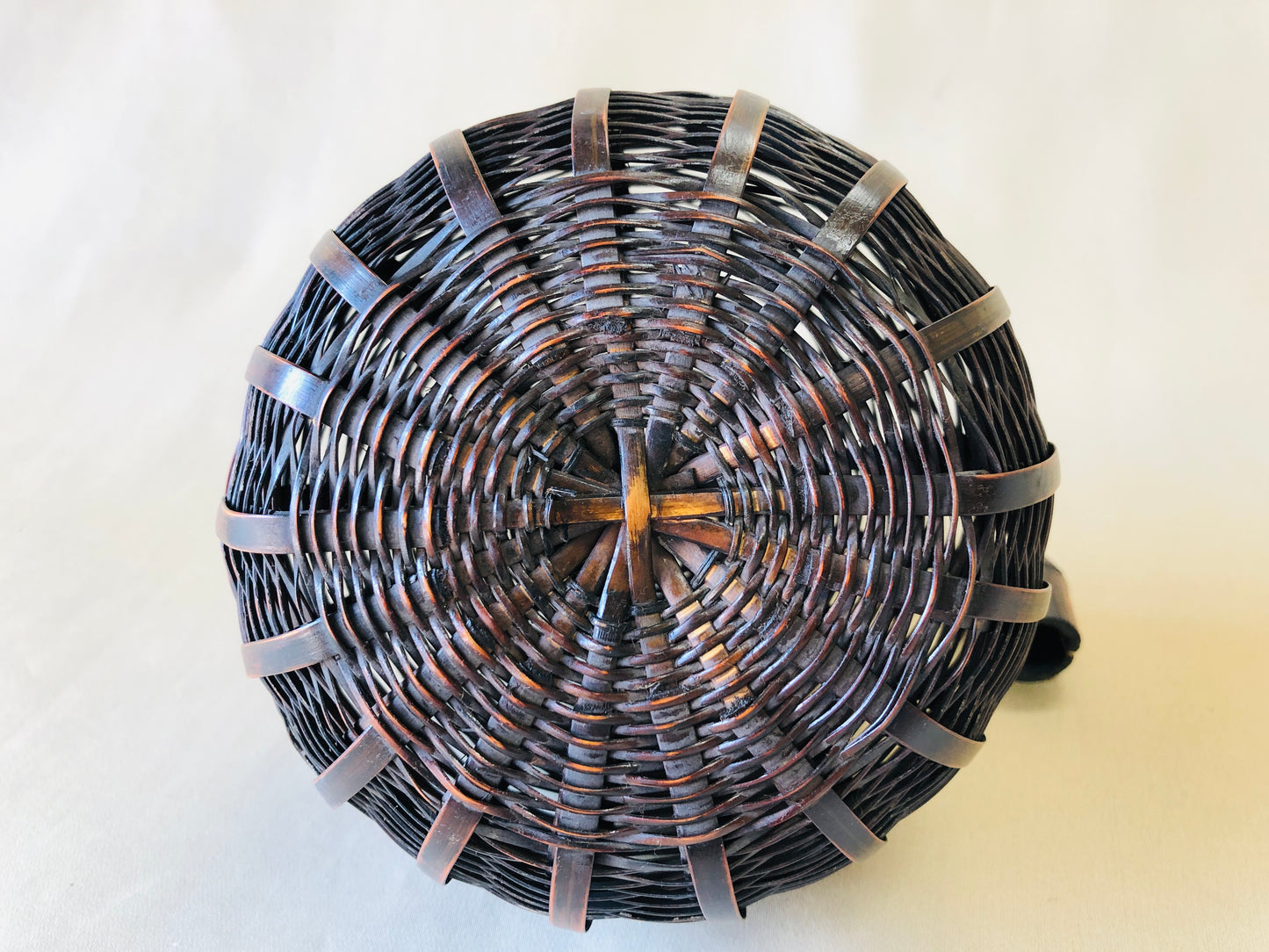 Y4341 Bamboo Woven Basket Flower vase box Japan antique vintage decor interior