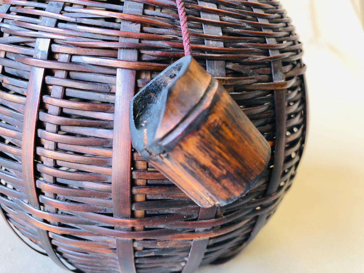 Y4341 Bamboo Woven Basket Flower vase box Japan antique vintage decor interior