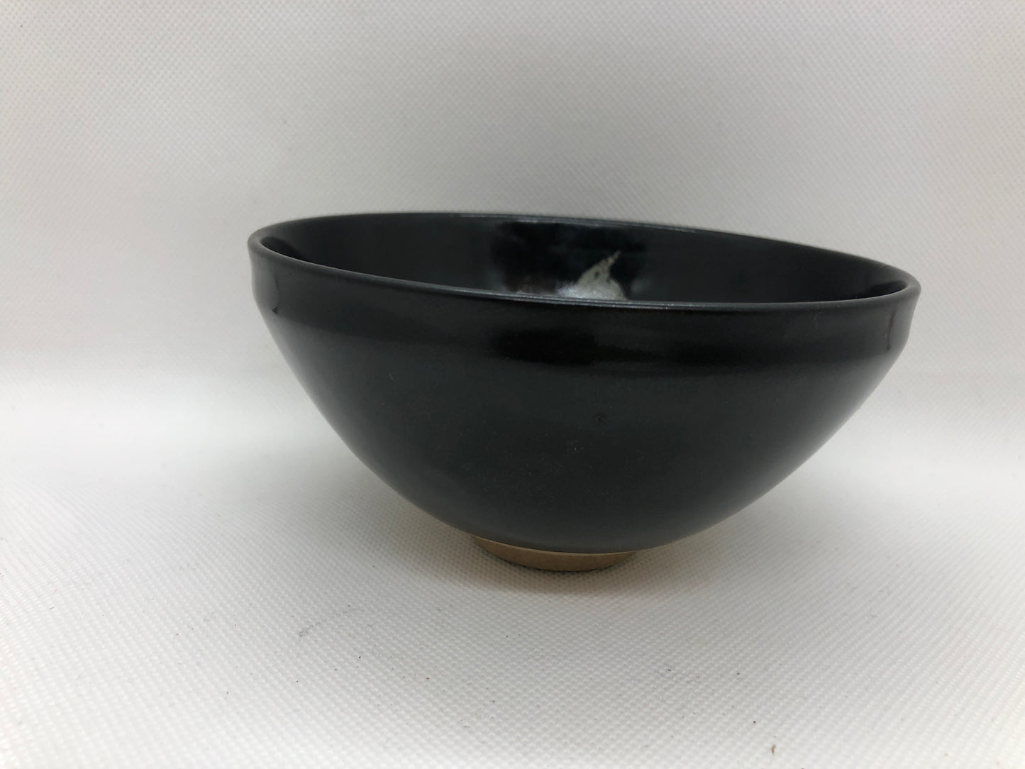 Y4439 CHAWAN Leaf Tenmoku signed Japan antique tea ceremony pottery bowl cup