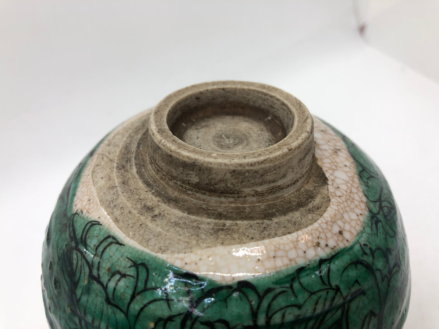 Y4459 CHAWAN Kutani-ware signed flower Japan antique tea ceremony pottery bowl