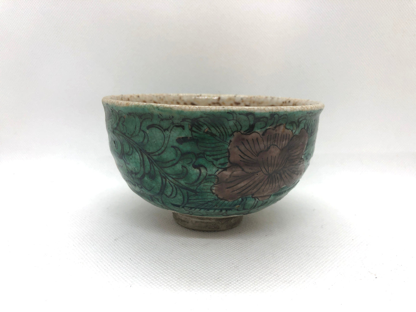 Y4459 CHAWAN Kutani-ware signed flower Japan antique tea ceremony pottery bowl