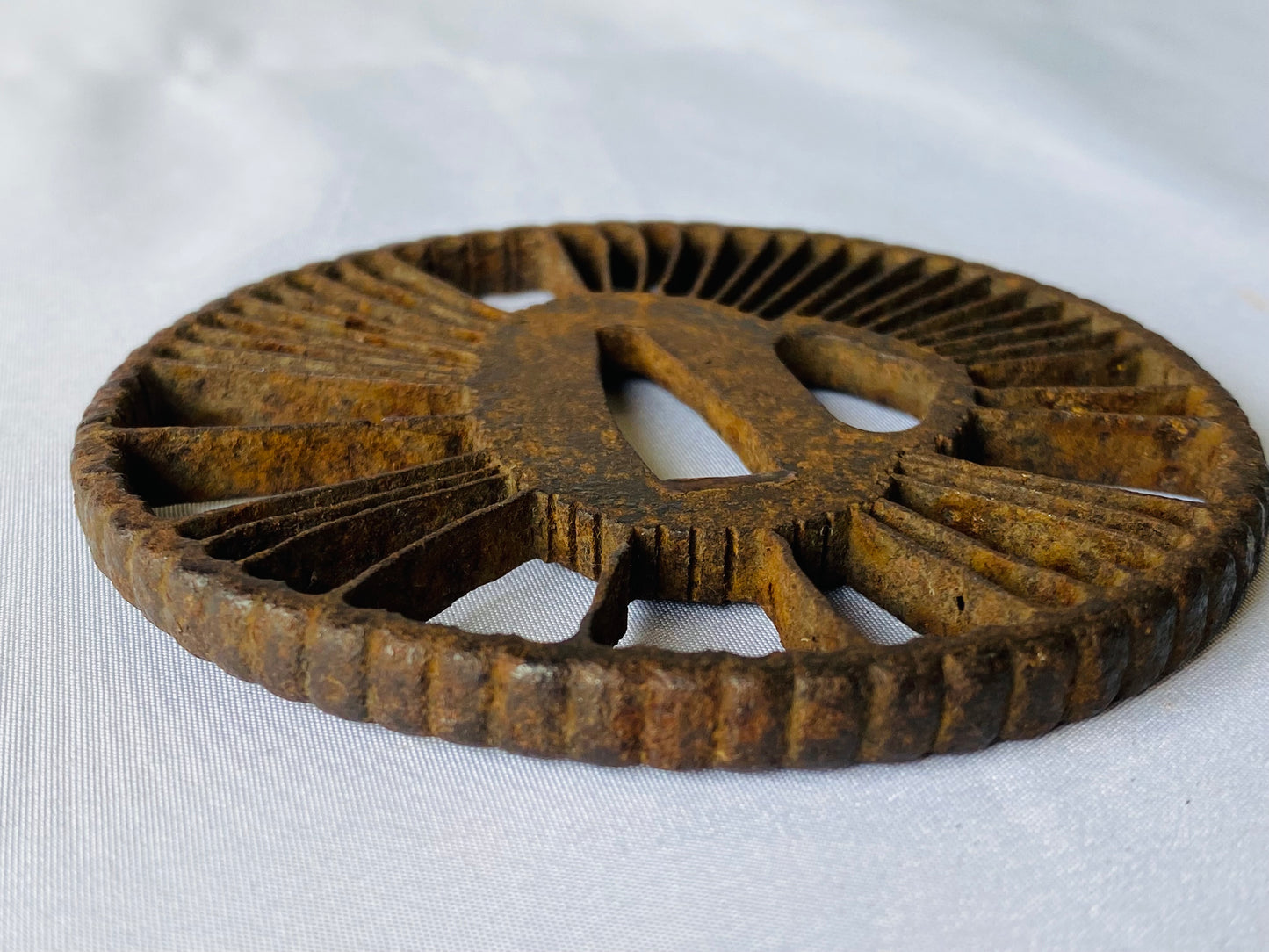 Y4567 TSUBA iron large sword guard lion box Japan samurai katana koshirae edo