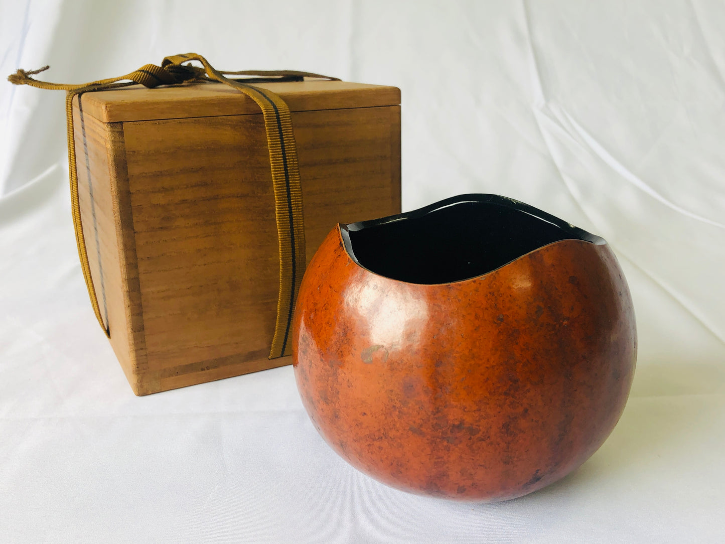 Y4598 CHAWAN Gourd Kashiki box confectionery Japanese Tea Ceremony bowl pot