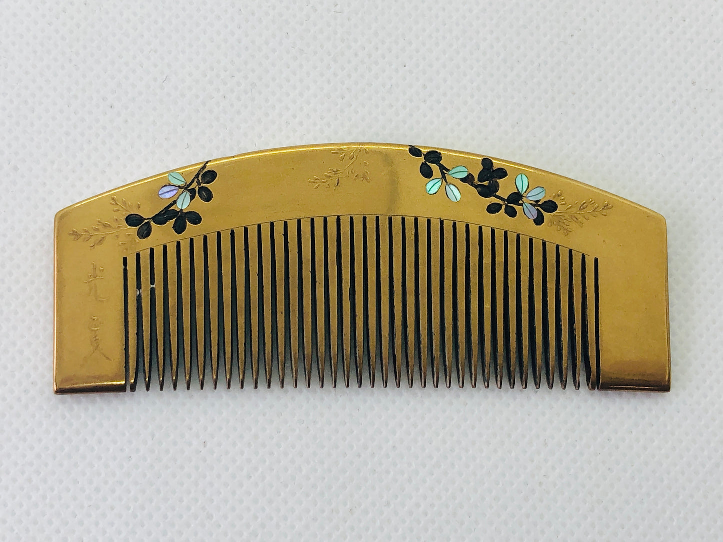 Y4787 KOUGAI Hair dressing Comb Makie Raden signed flower pattern Japan kimono