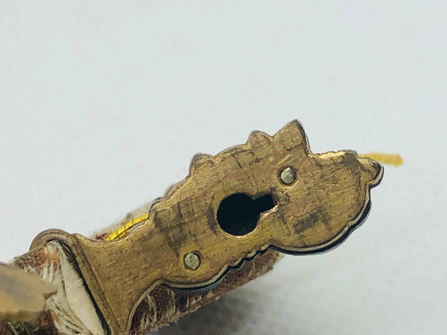 Y4790 OBIDOME Sash Clip brooch rabbit wave metalwork Japan Kimono antique