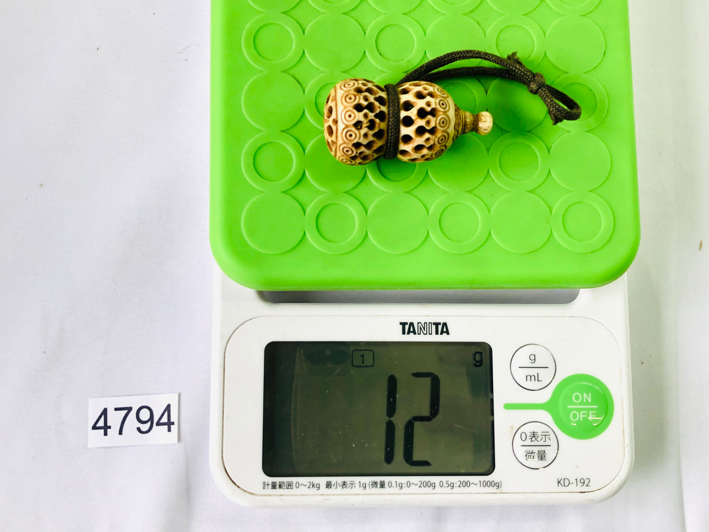 Y4794 NETSUKE gourd openwork Japan traditional antique kimono accessory figure