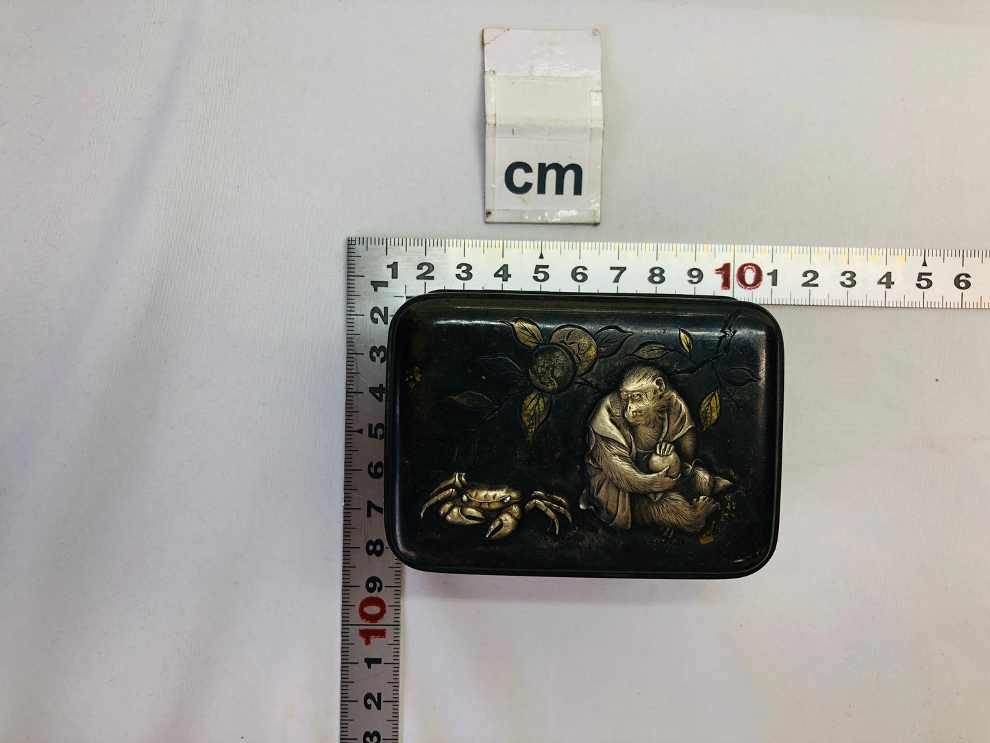 Y4859 BOX inlay small case storage monkey crab Japan antique vintage interior