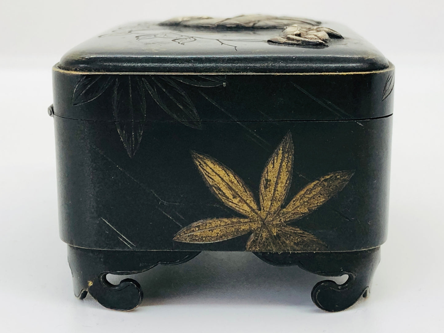 Y4859 BOX inlay small case storage monkey crab Japan antique vintage interior