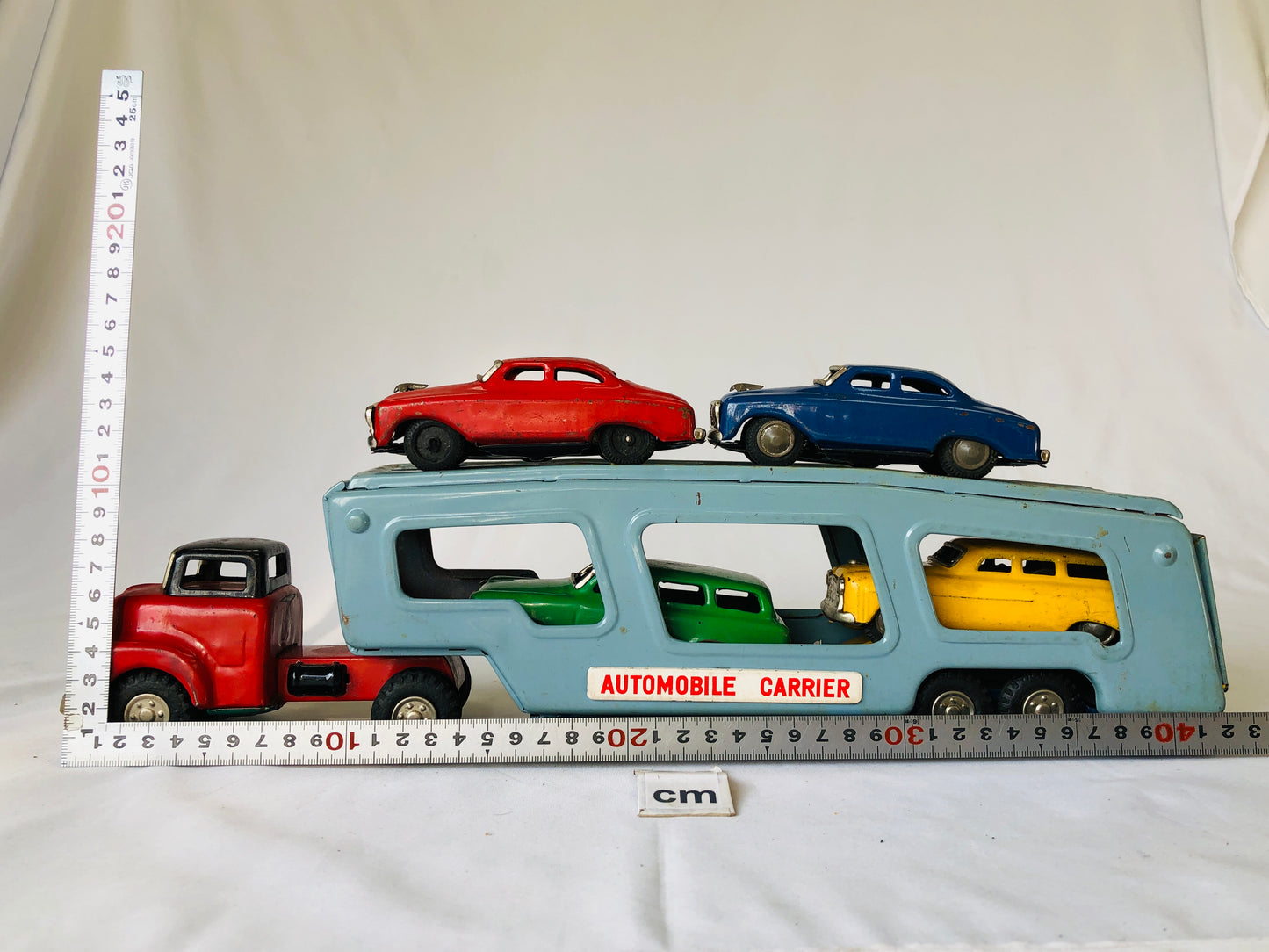 Y4935 TIN TOY automobile carrier car truck box Japan antique vintage vehicle
