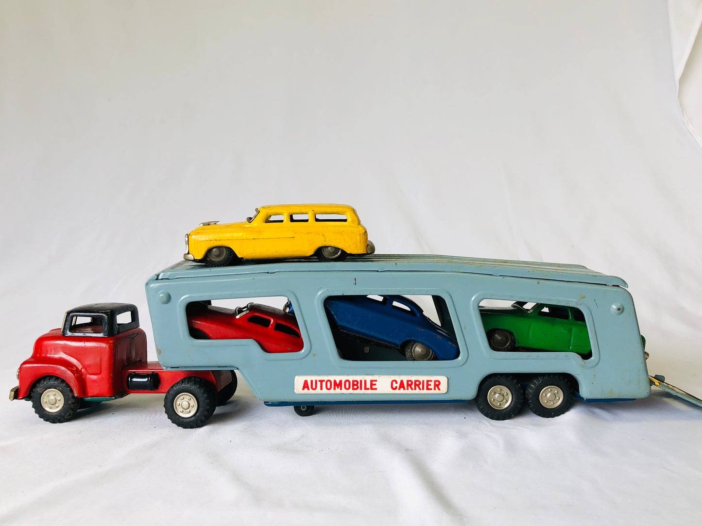 Y4935 TIN TOY automobile carrier car truck box Japan antique vintage vehicle