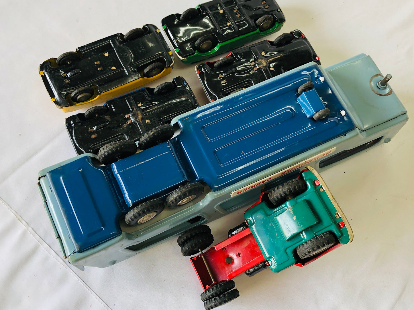 Y4935 TIN TOY automobile carrier car truck box Japan antique vintage vehicle