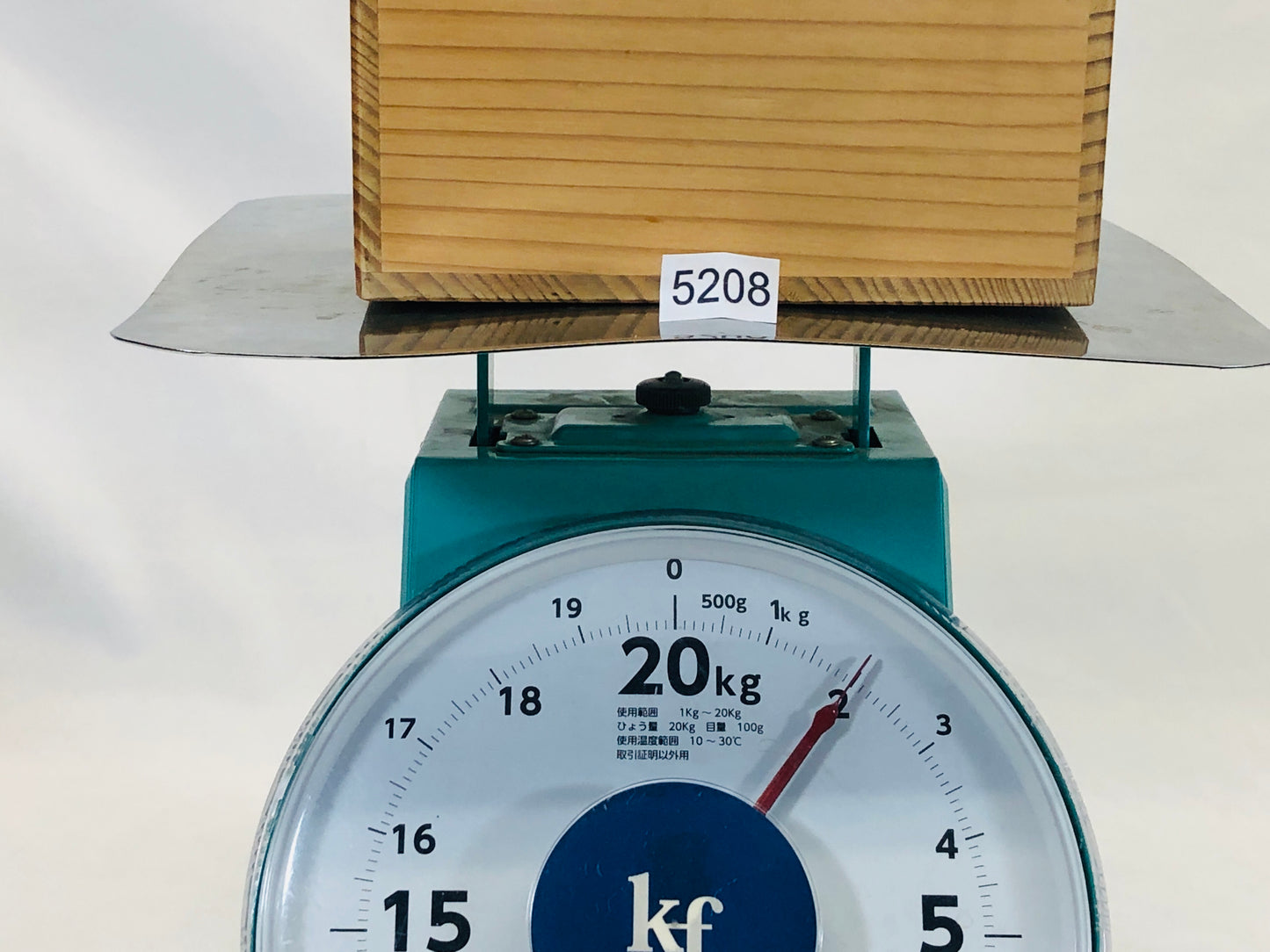 Y5208 STATUE Oribe-ware candlestick southern barbarian box Japan vintage antique