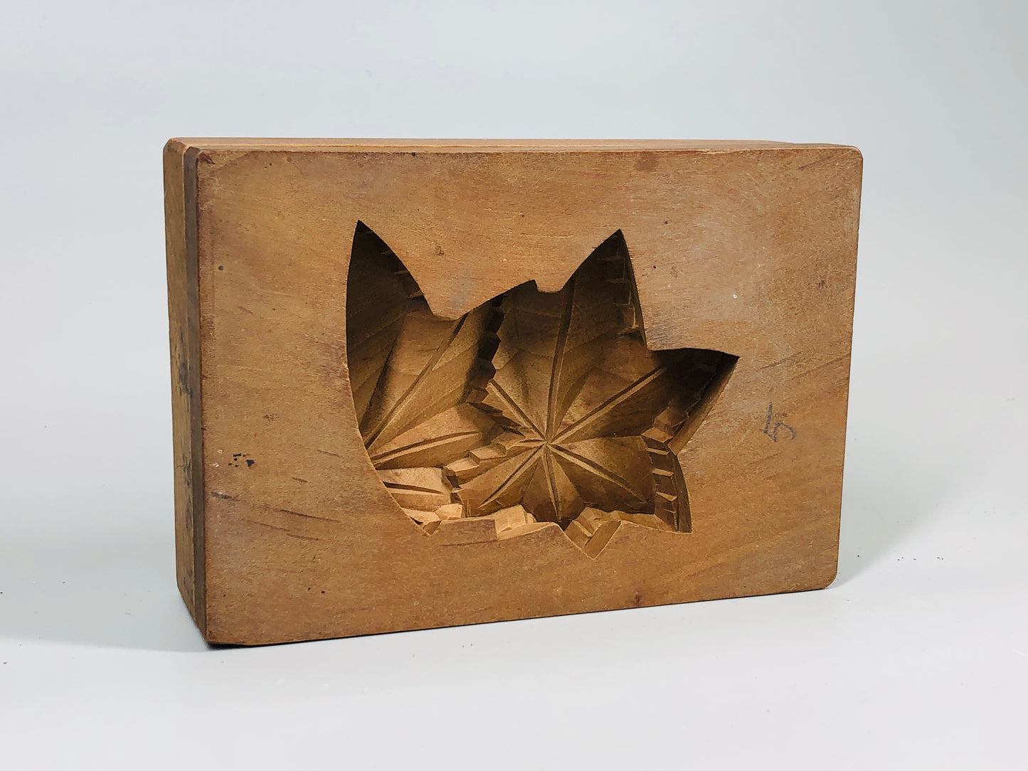 Y5248 KASHIGATA Autumn leaves Japan antique Wooden Pastry Mold wagashi
