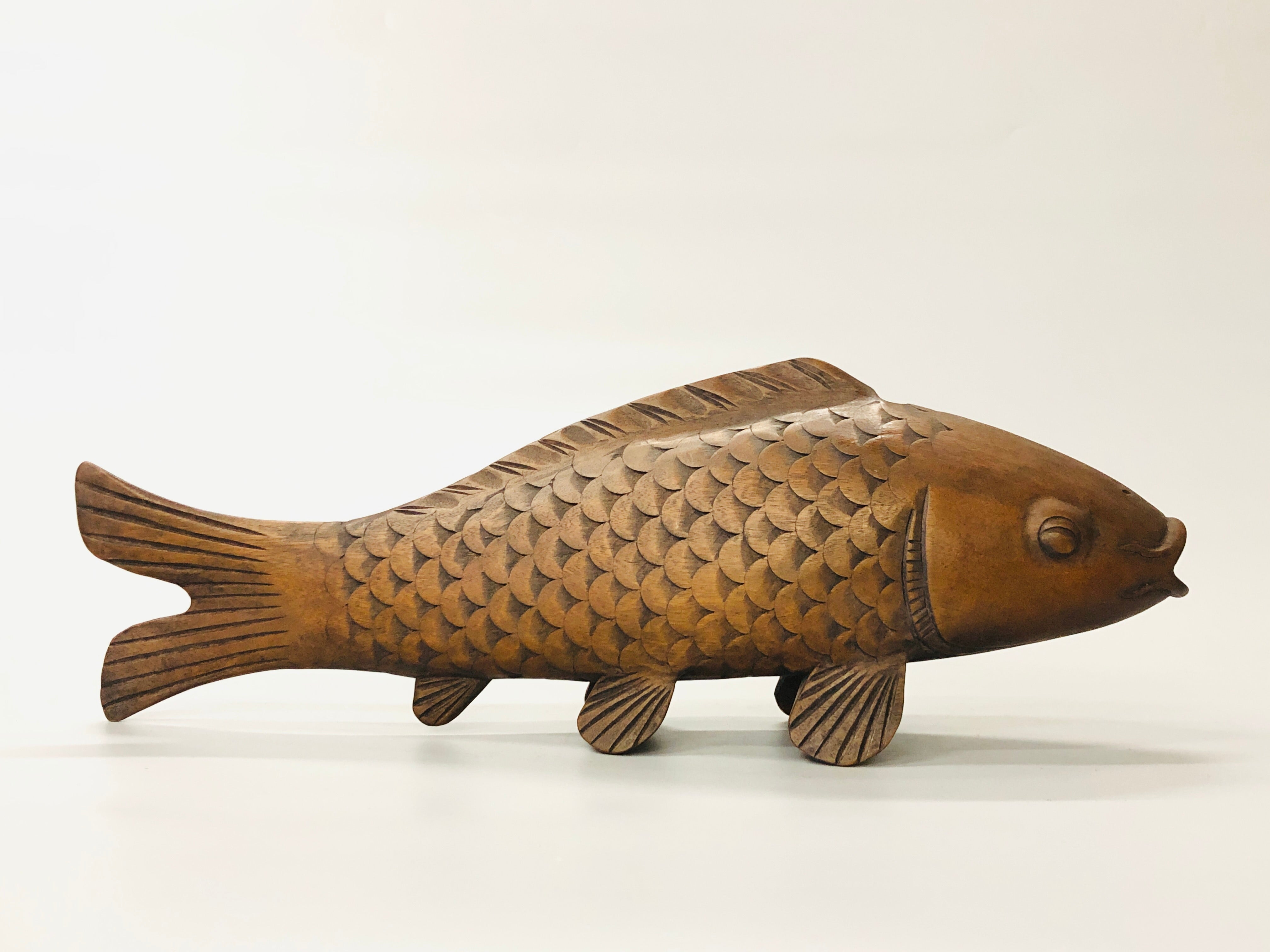 Y5268 OKIMONO wood carving Koi fish figure figurine Japan 