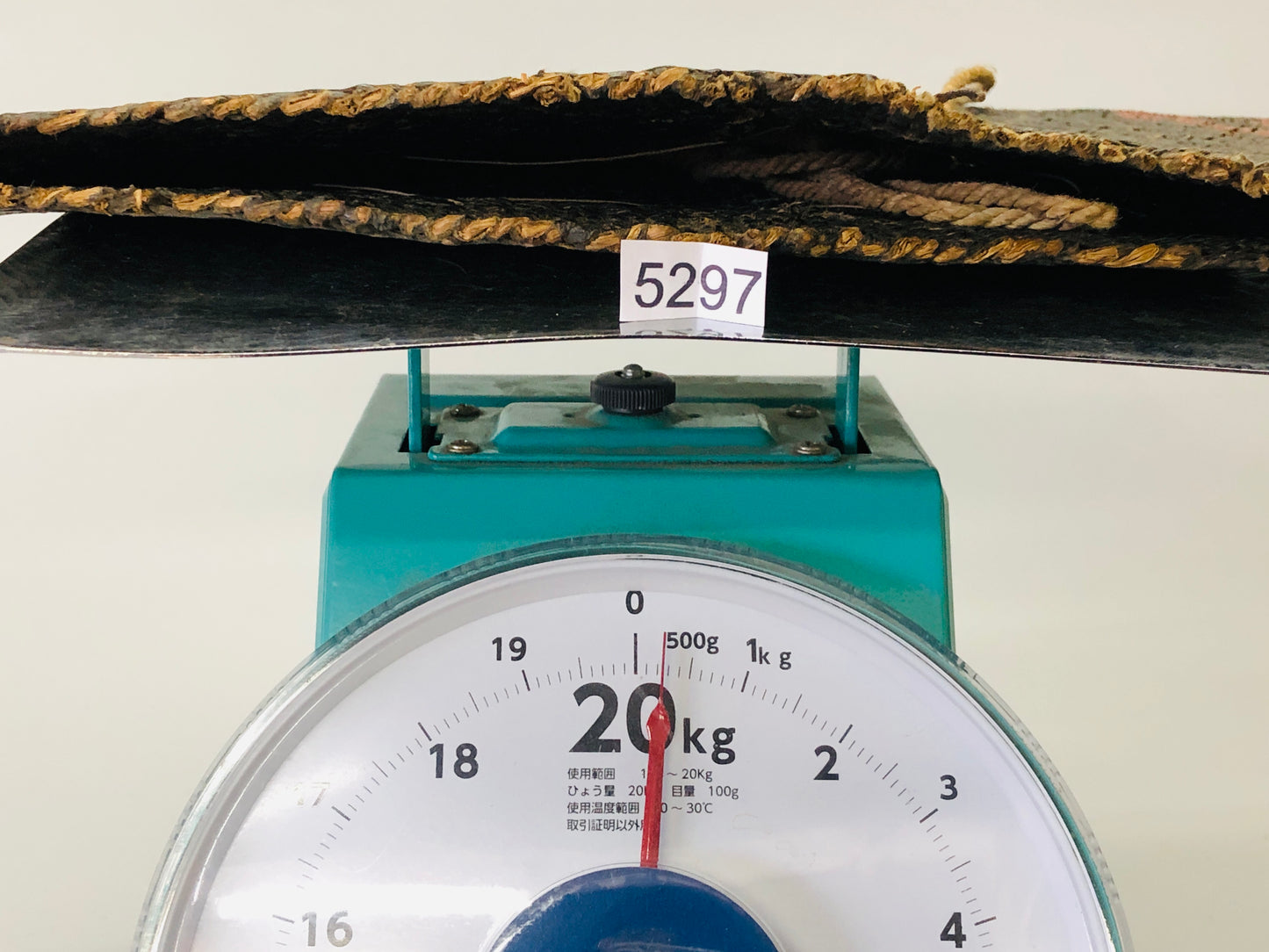 Y5297 JINGASA samurai helmet family crest busho black lacquer Japan antique