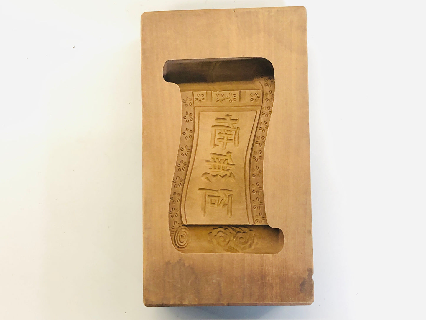 Y5340 KASHIGATA Kanji wood carving Japan antique Wooden Pastry Mold wagashi