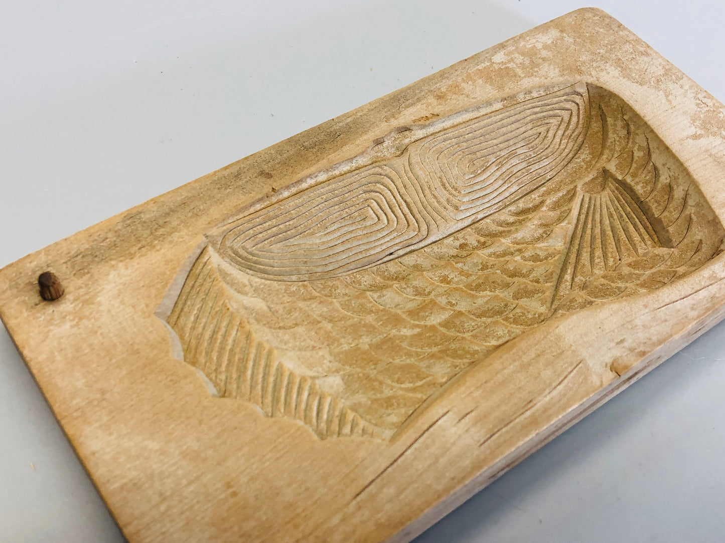 Y5343 KASHIGATA Cut fish wood carving Japan antique Wooden Pastry Mold wagashi