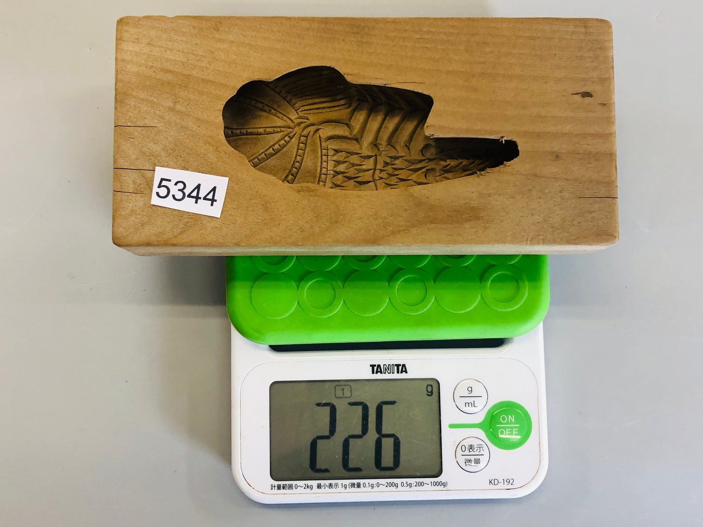 Y5344 KASHIGATA Shrimp wood carving Japan antique Wooden Pastry Mold wagashi