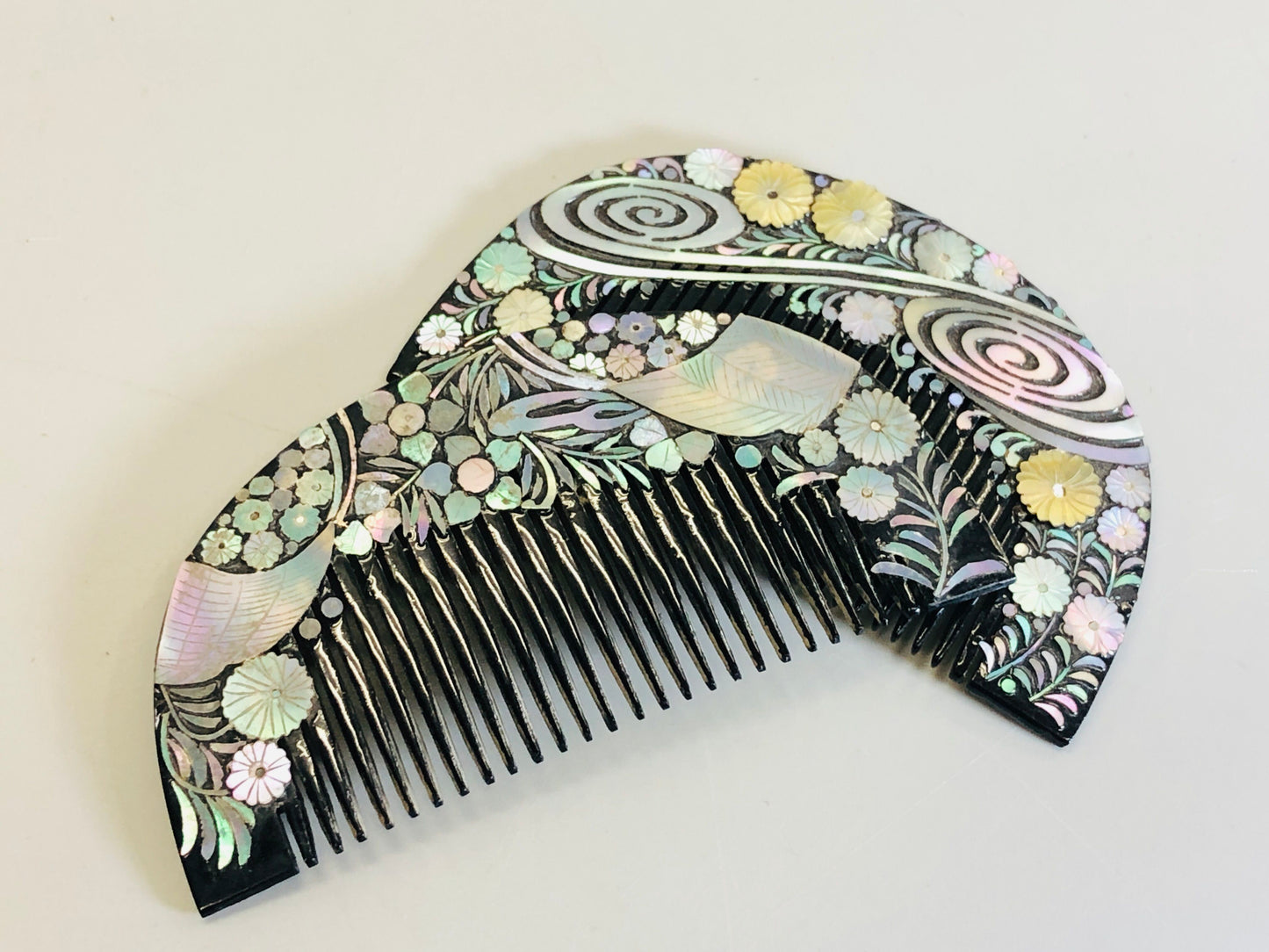 Y5346 KOUGAI 2 Combs mother-of-pearl work hair dressing Japan kimono accessory