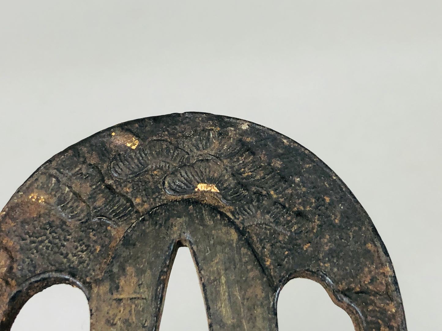 Y5571 TSUBA Iron sword guard signed Inlay Japan samurai katana koshirae edo