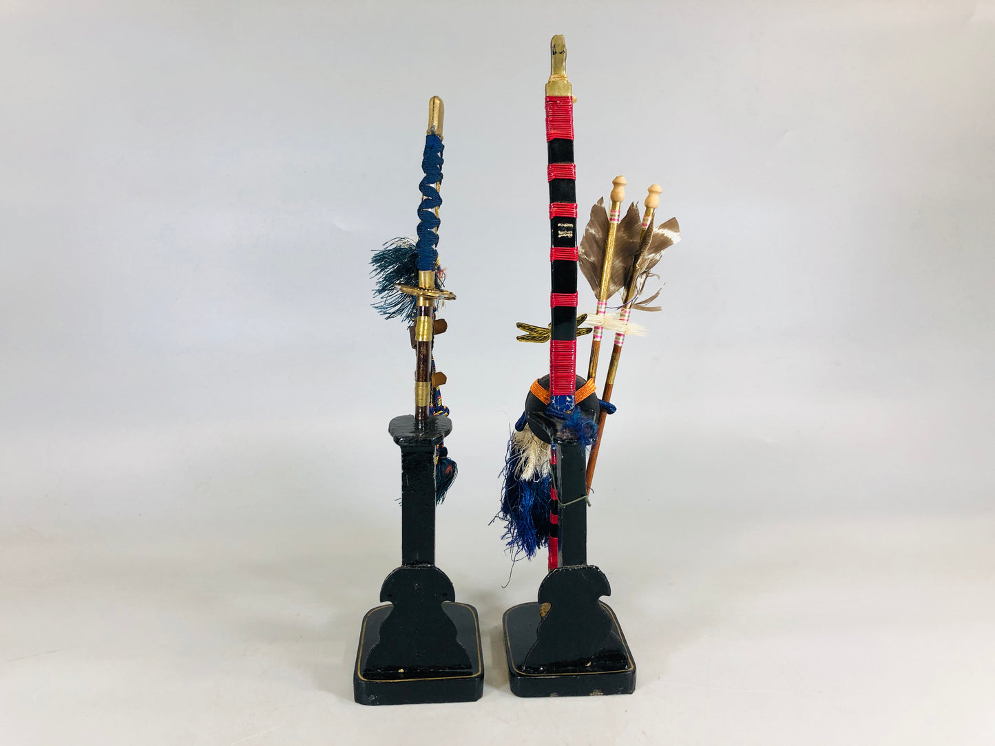 Y5607 OKIMONO Long sword Bow figurine May Japan antique interior vintage decor
