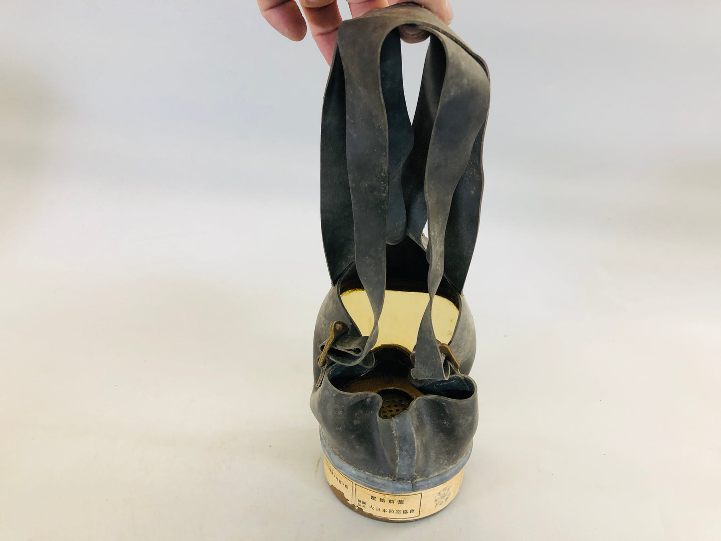 Y5649 Imperial Japan Army Air defense Gas Mask box Japan WW2 vintage military