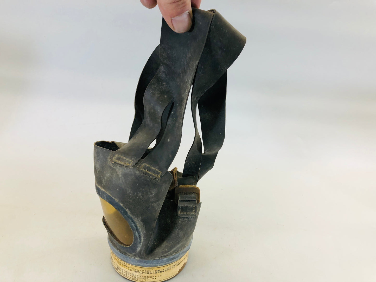 Y5649 Imperial Japan Army Air defense Gas Mask box Japan WW2 vintage military