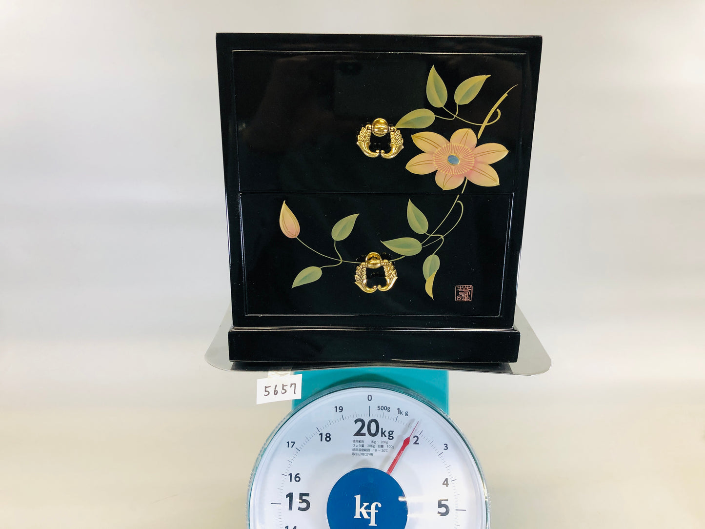 Y5657 TANSU Makie 2-tiered small chest of drawers Japan antique vintage interior