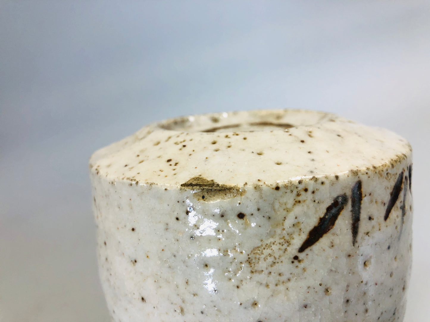 Y5777 CHAWAN Shino-ware tube Edo period Japan antique tea ceremony bowl pottery