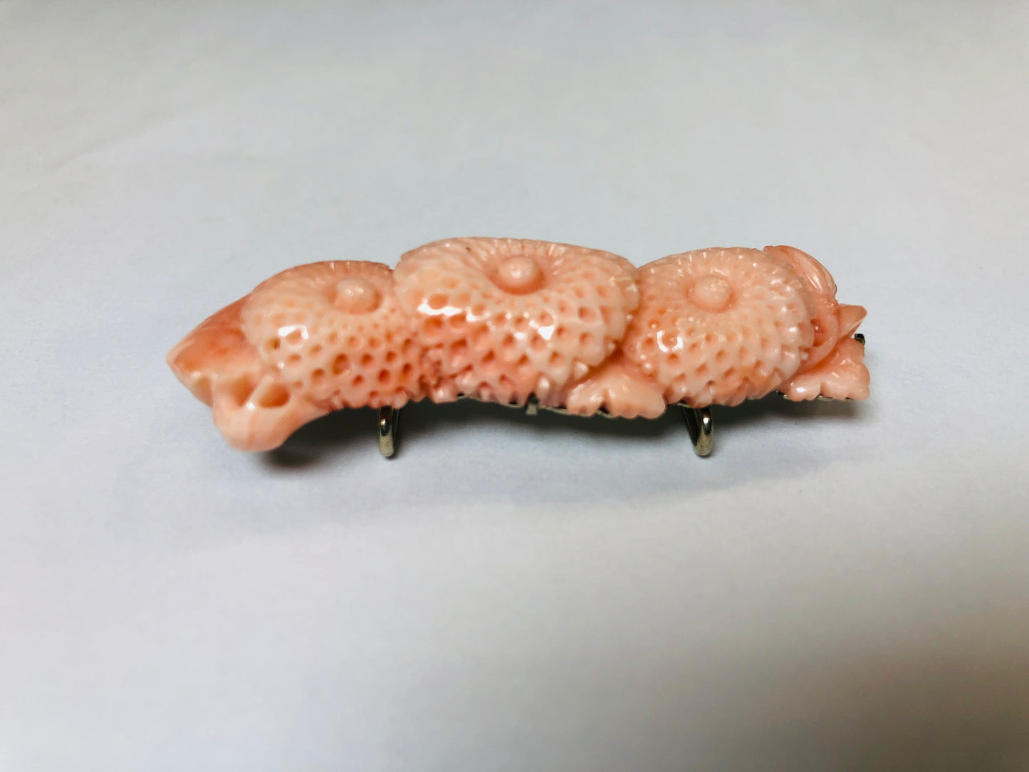 Y5796 OBIDOME Sash clip coral sculpture flower Japan Kimono accessory antique