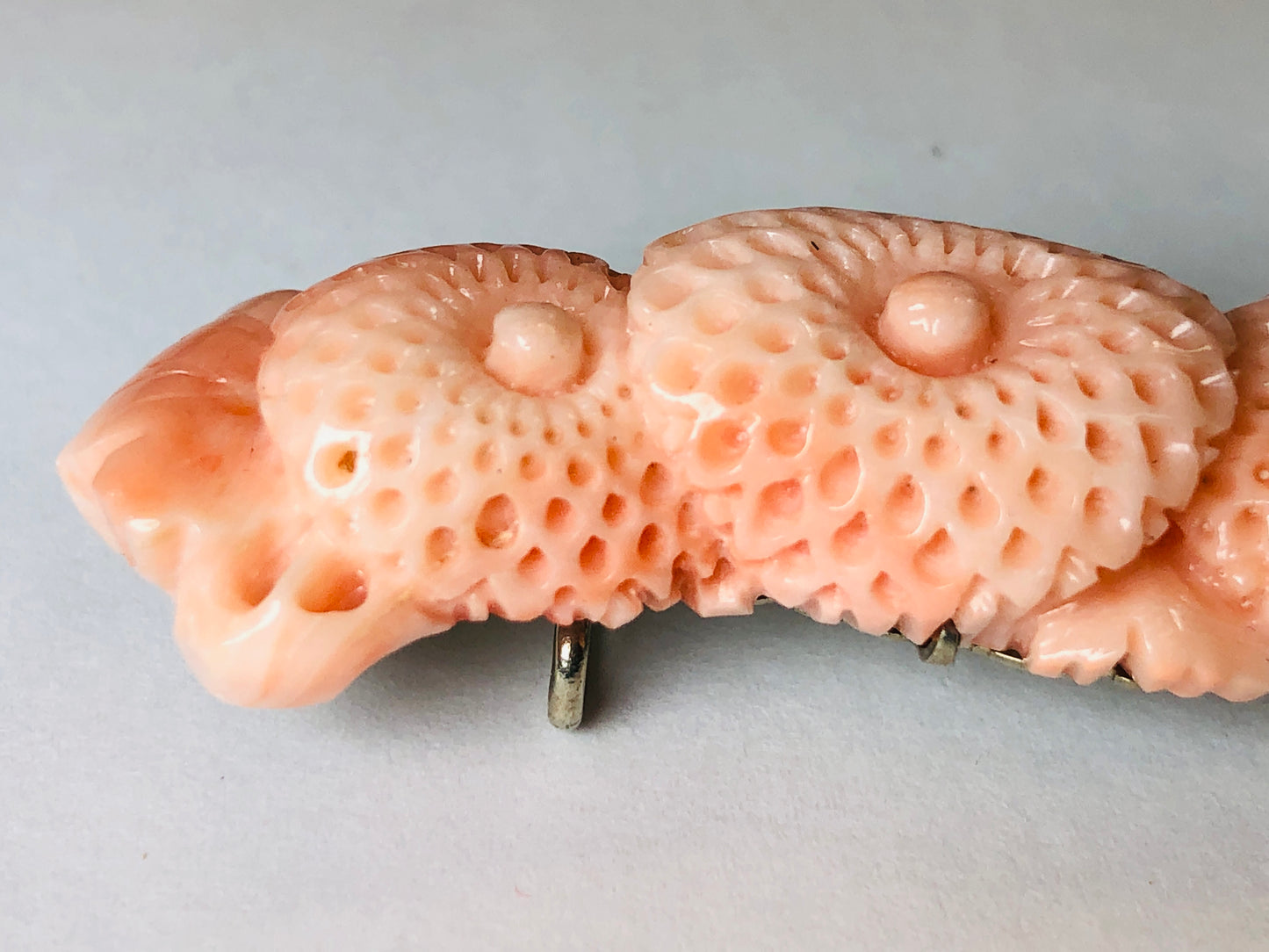 Y5796 OBIDOME Sash clip coral sculpture flower Japan Kimono accessory antique