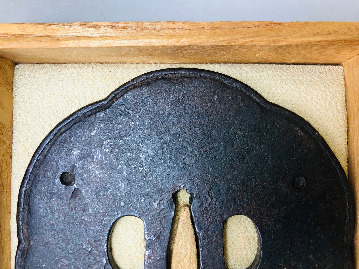 Y5995 TSUBA Large sword guard Inlay box Japan samurai katana koshirae edo