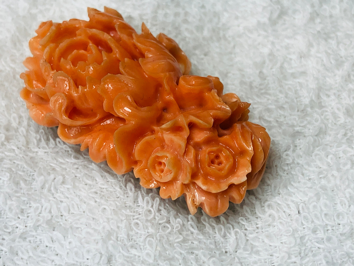 Y6004 OBIDOME Coral Sash clip flower Japan Kimono accessory antique brooch