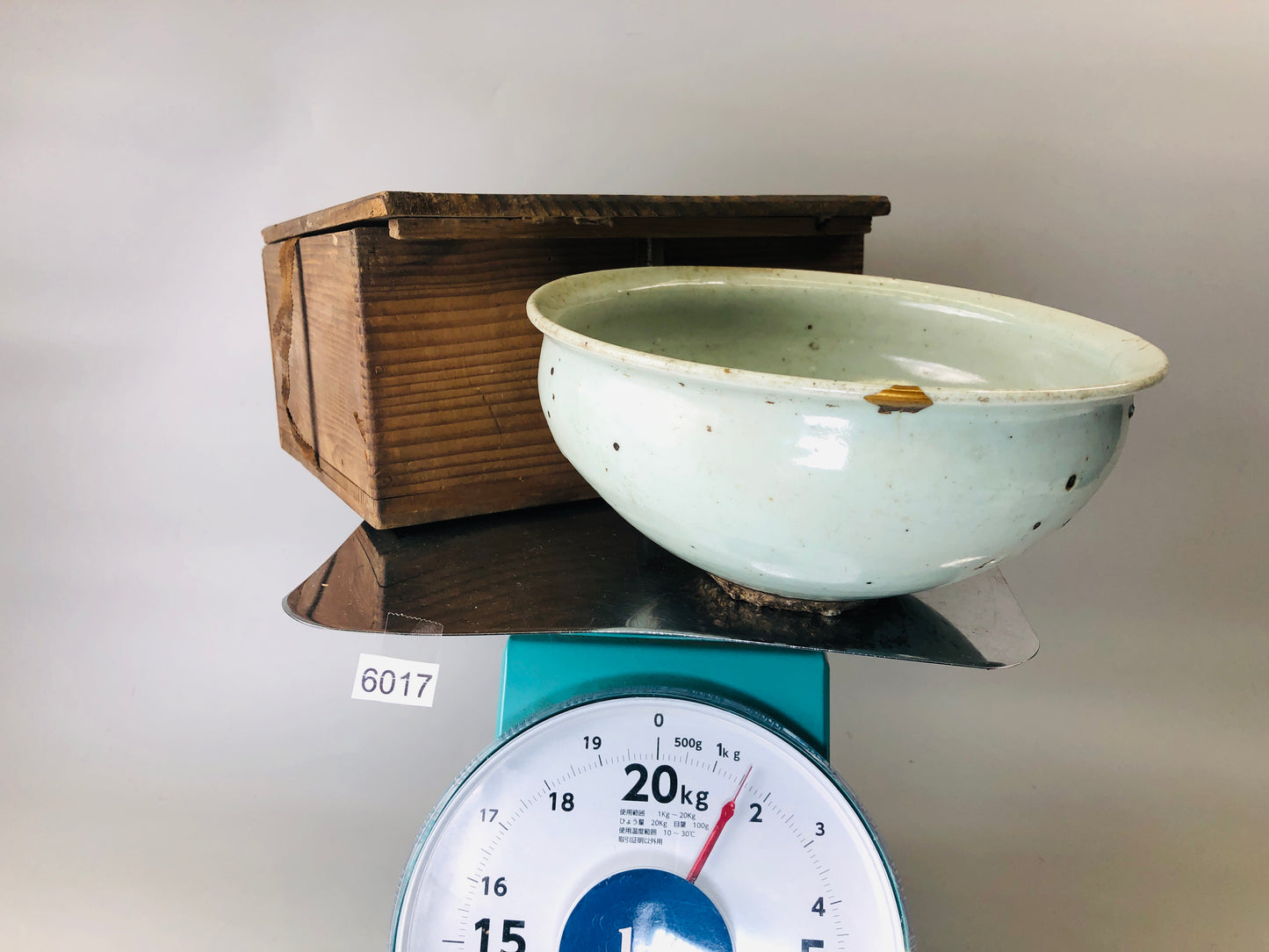 Y6017 CHAWAN Li Dynasty bowl kintsugi box deep dish Korea antique pottery