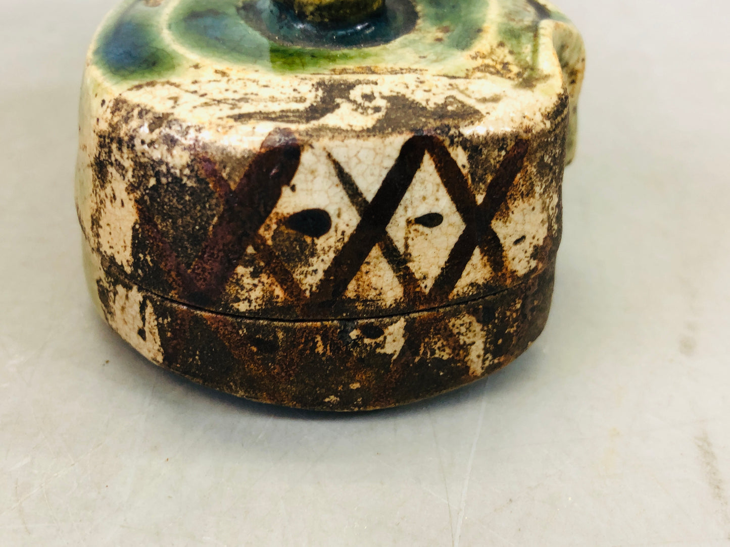 Y6712 [VIDEO] BOX Oribe-ware kougou case Japan incense container antique aromatherapy