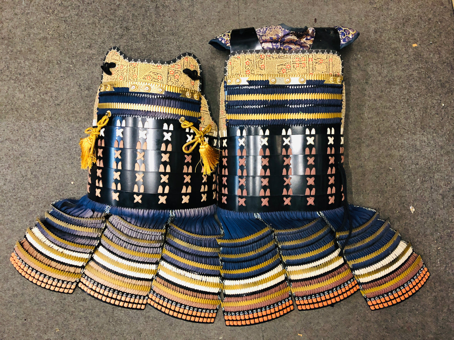 Y7036 YOROI Samurai armor helmet set navy blue white brown thread Japan antique
