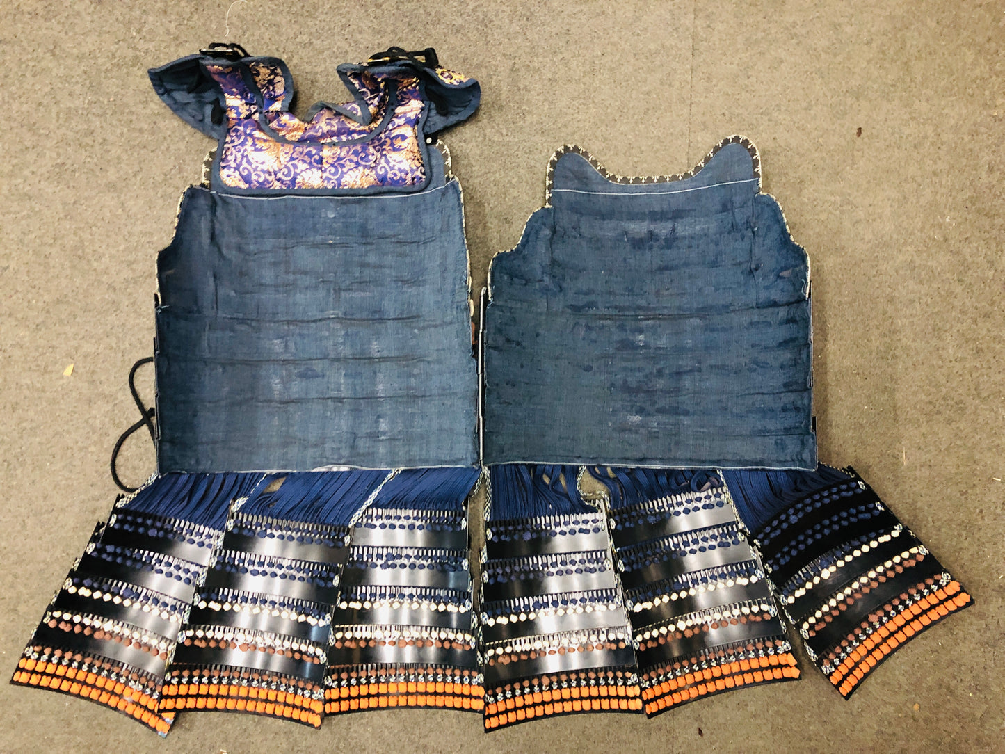 Y7036 YOROI Samurai armor helmet set navy blue white brown thread Japan antique