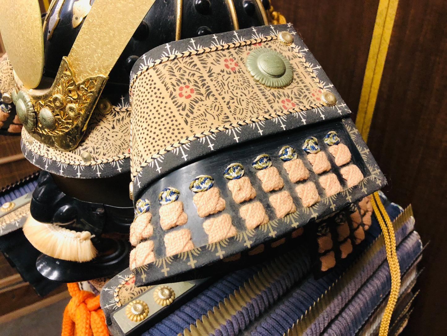 Y7036 YOROI Samurai armor helmet set navy blue white brown thread Japan antique