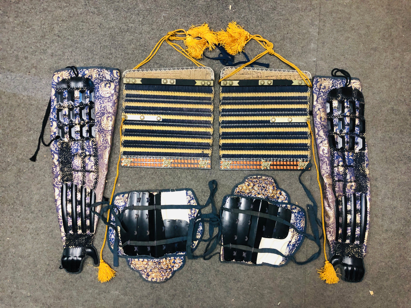 Y7038 YOROI Samurai armor helmet set navy blue thread Japan antique busho bushi