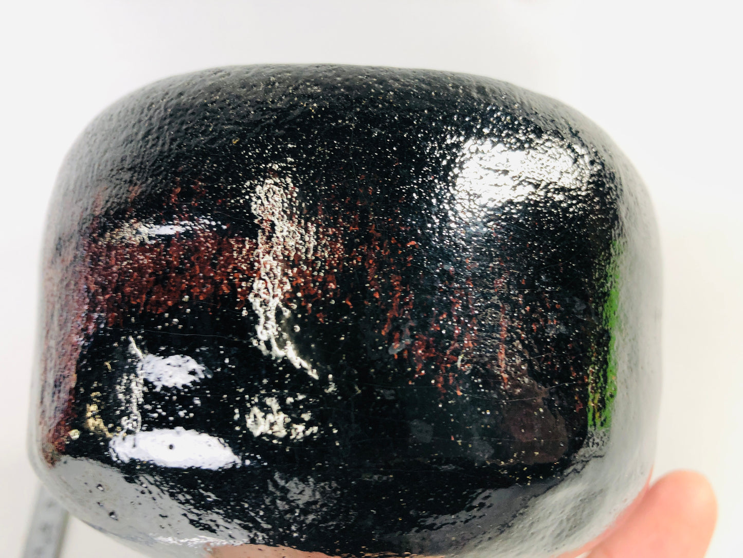 Y7094 CHAWAN Raku-ware black bowl signed Japan antique tea ceremony pottery cup