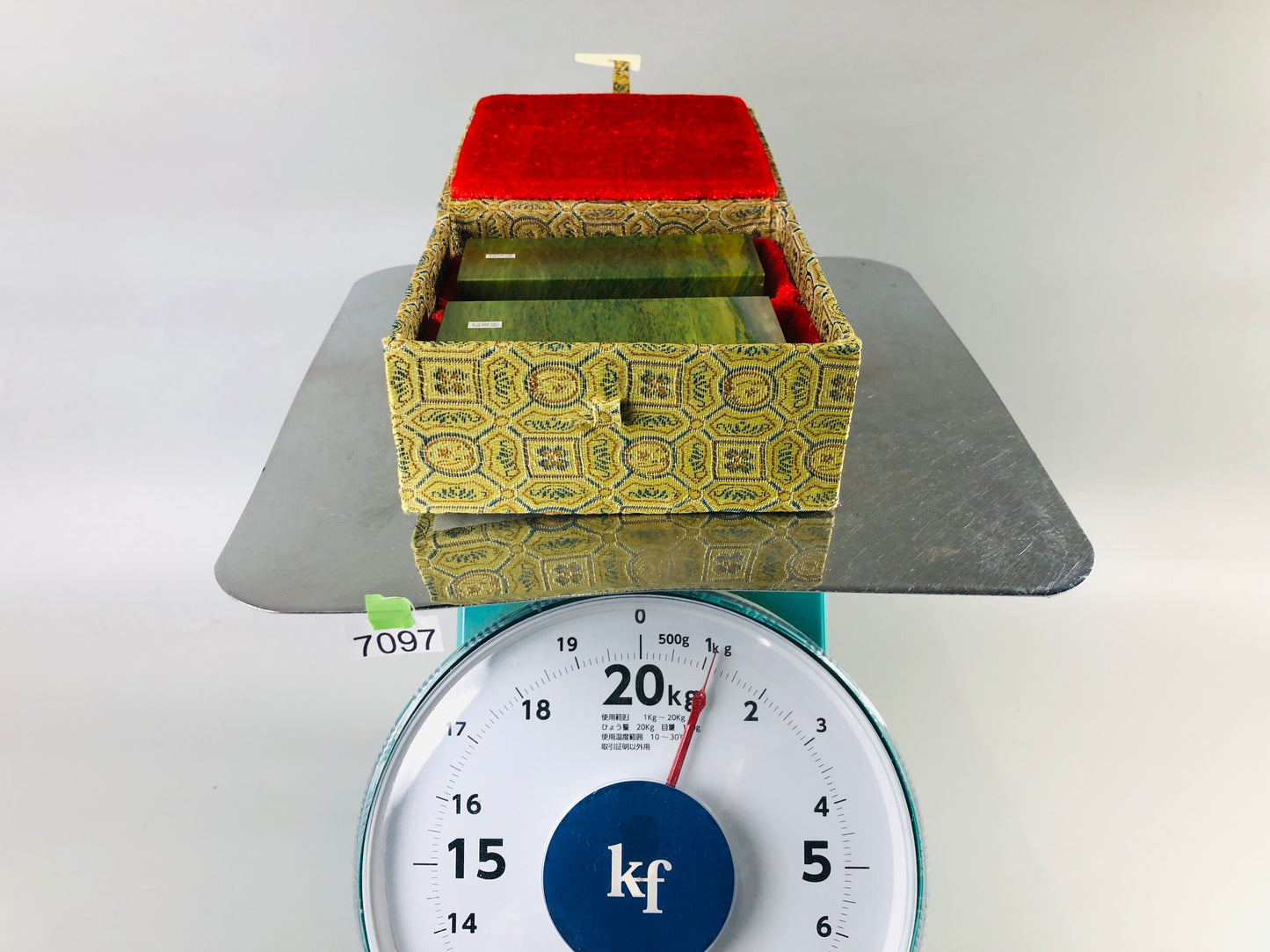 Y7097 STAMP MATERIAL Chinese 2 Guandong green stone box China antique vintage