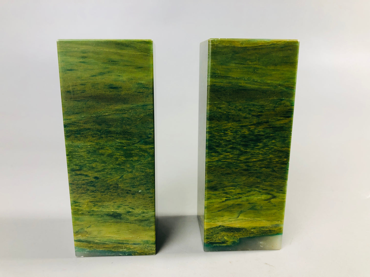 Y7097 STAMP MATERIAL Chinese 2 Guandong green stone box China antique vintage