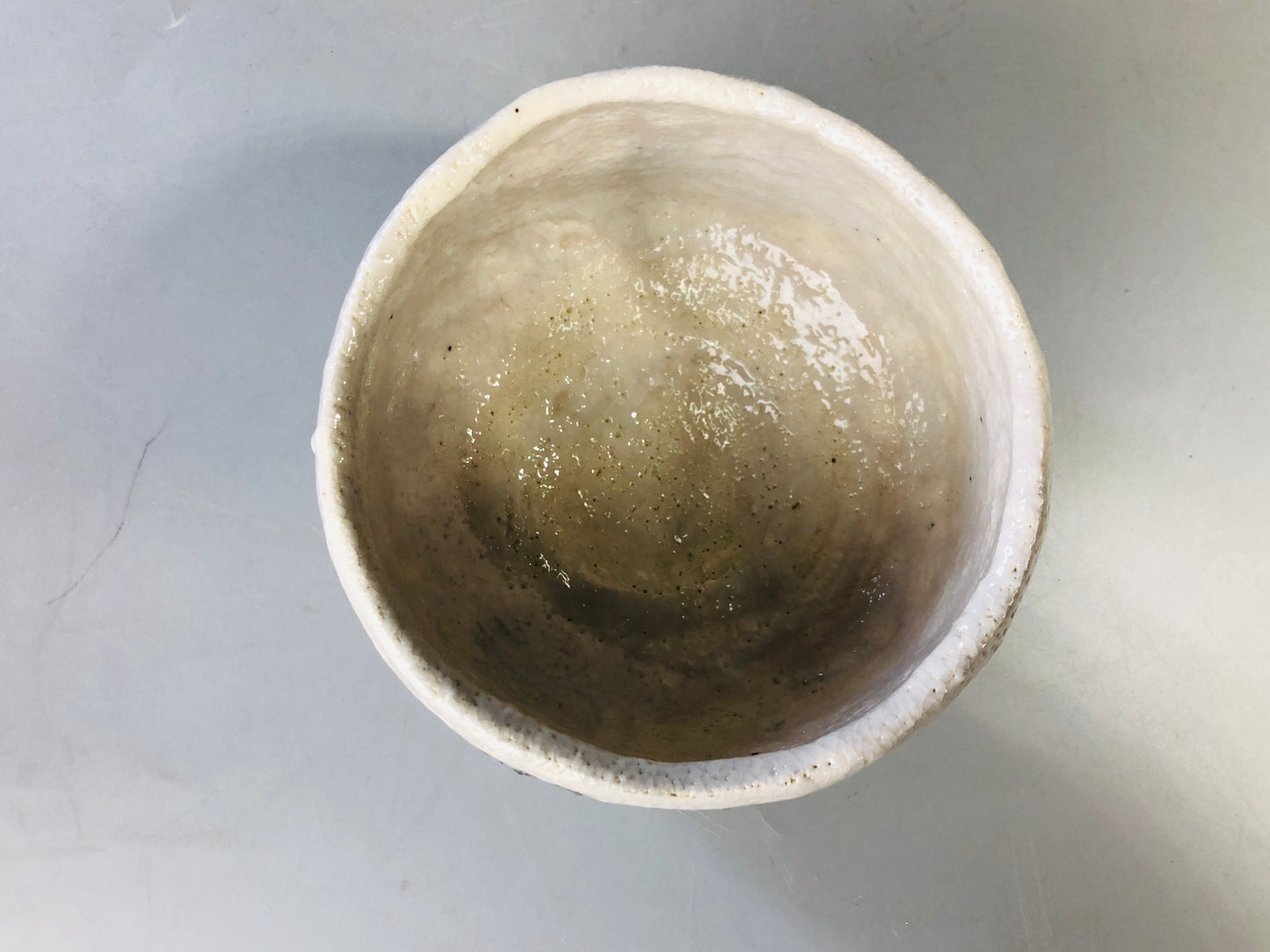Y7109 CHAWAN Shino-ware bowl signed box Japan antique tea ceremony pottery cup