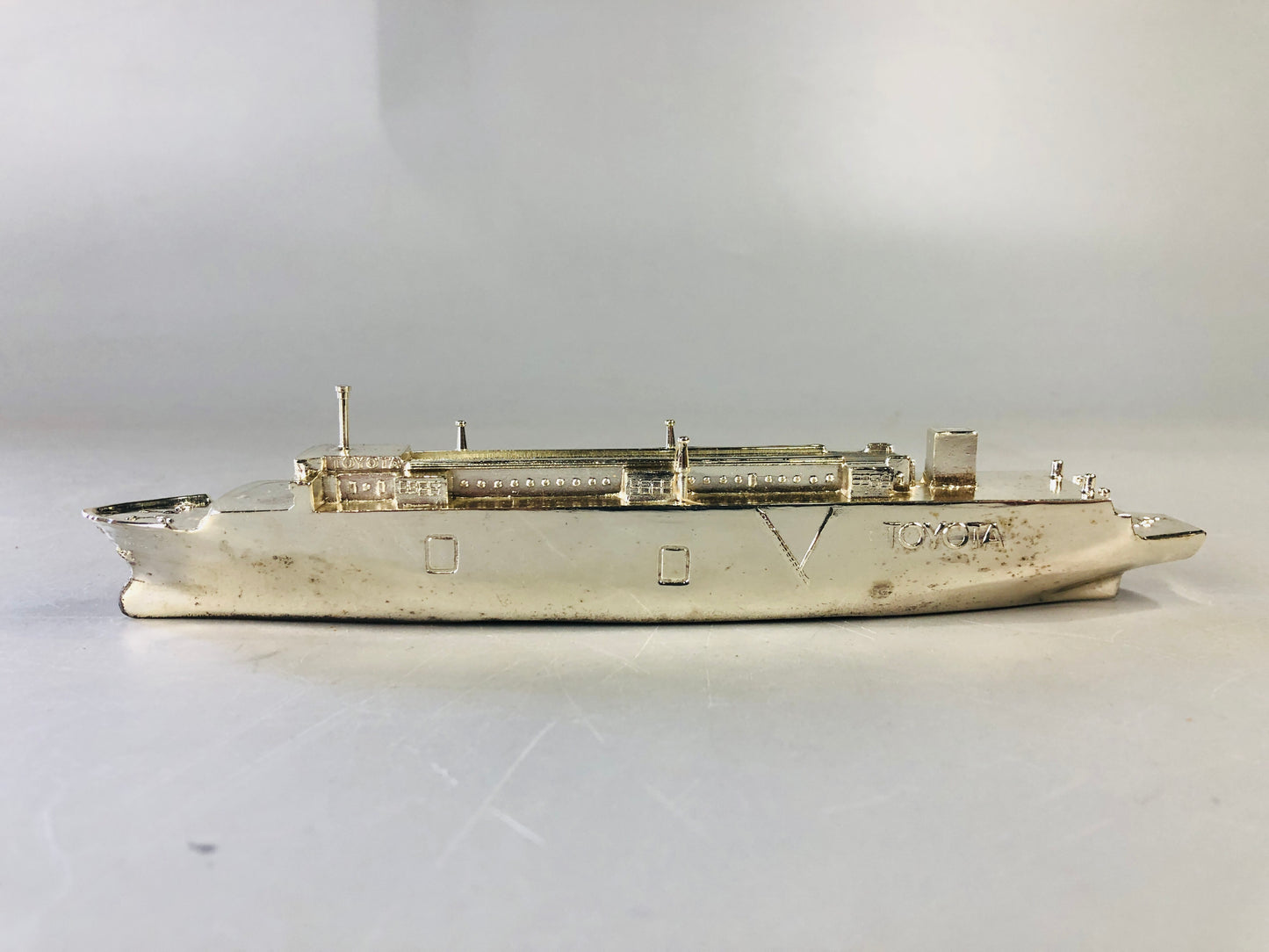 Y7111 OKIMONO metal ship Paperweight Toyota-maru box Japan antique stationery