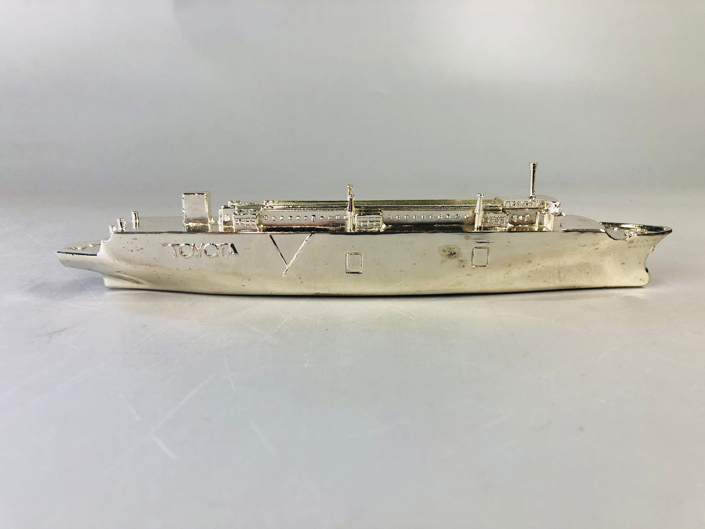 Y7111 OKIMONO metal ship Paperweight Toyota-maru box Japan antique stationery
