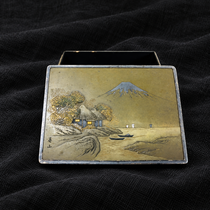 Silverwork — The Craft of Decorative Silver