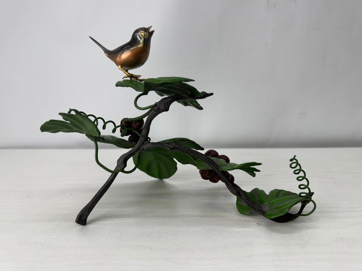 Y10008 OKIMONO metal Bird Grapevine figurine signed box Japan antique interior
