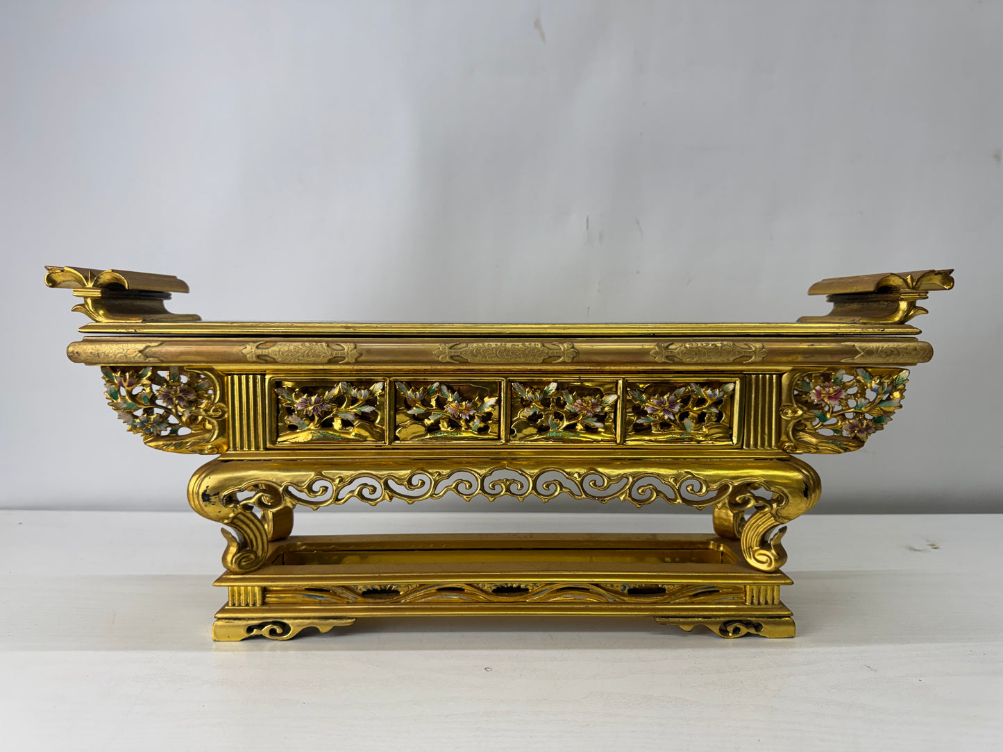 Y10021 Buddhist Altar Equipment Sutra desk Makie colored Japan antique Buddhism