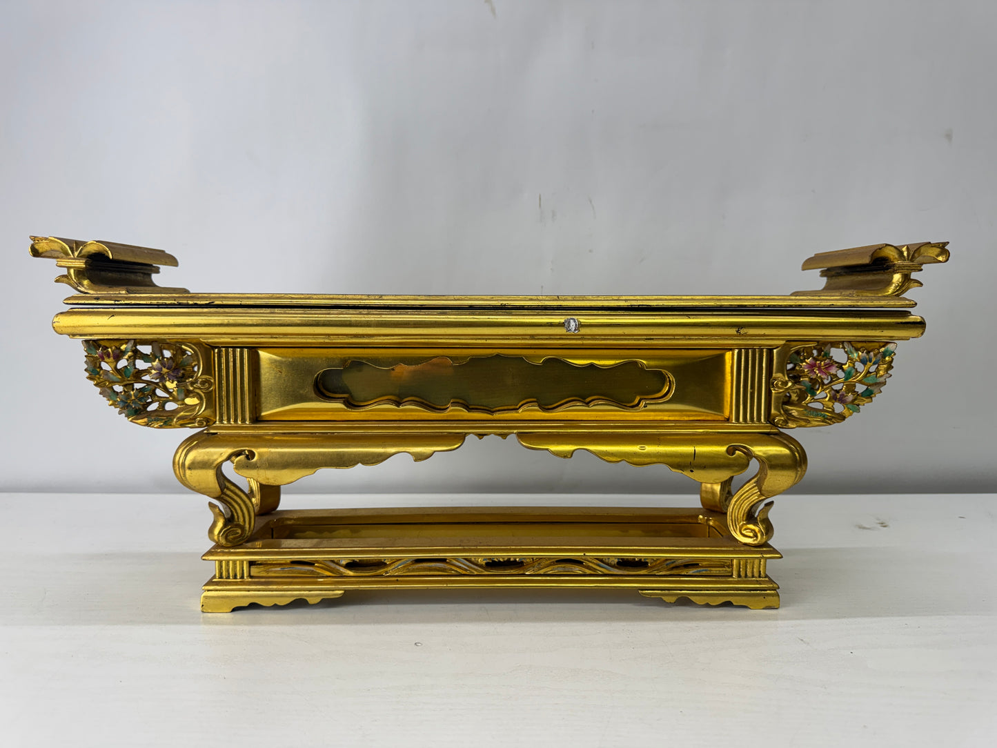 Y10021 Buddhist Altar Equipment Sutra desk Makie colored Japan antique Buddhism