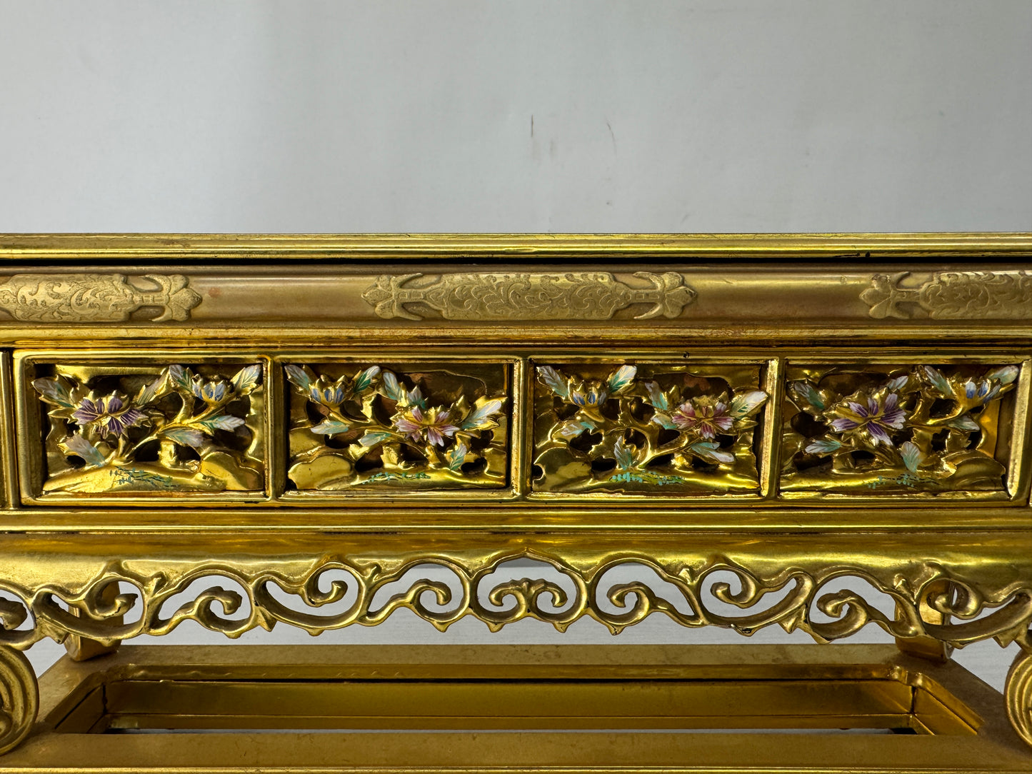 Y10021 Buddhist Altar Equipment Sutra desk Makie colored Japan antique Buddhism